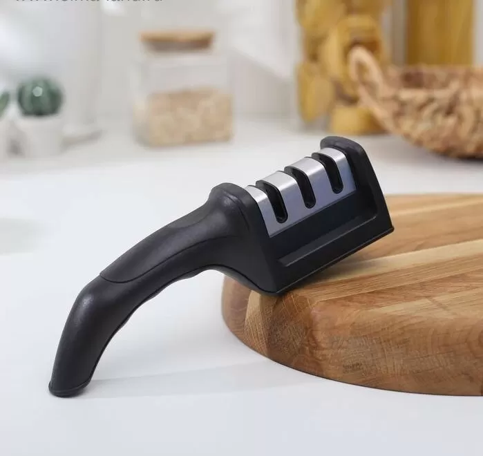 Ручная точилка для ножей Sharpener 3 в 1 точило для ножей керамическое 3 уровня заточки (302803) (27402959)